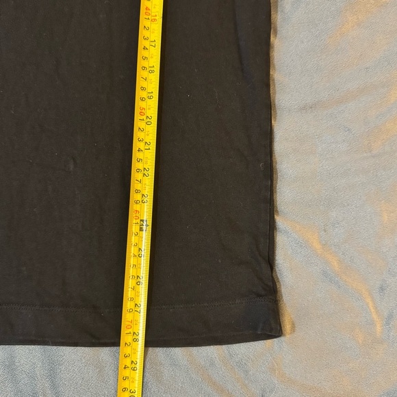 Zara Black Short Sleeve Tee Casual
#1005 - Picture 3 of 6